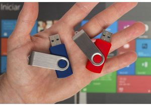 مقایسه فلش مموری USB 3.2 و USB 3.1